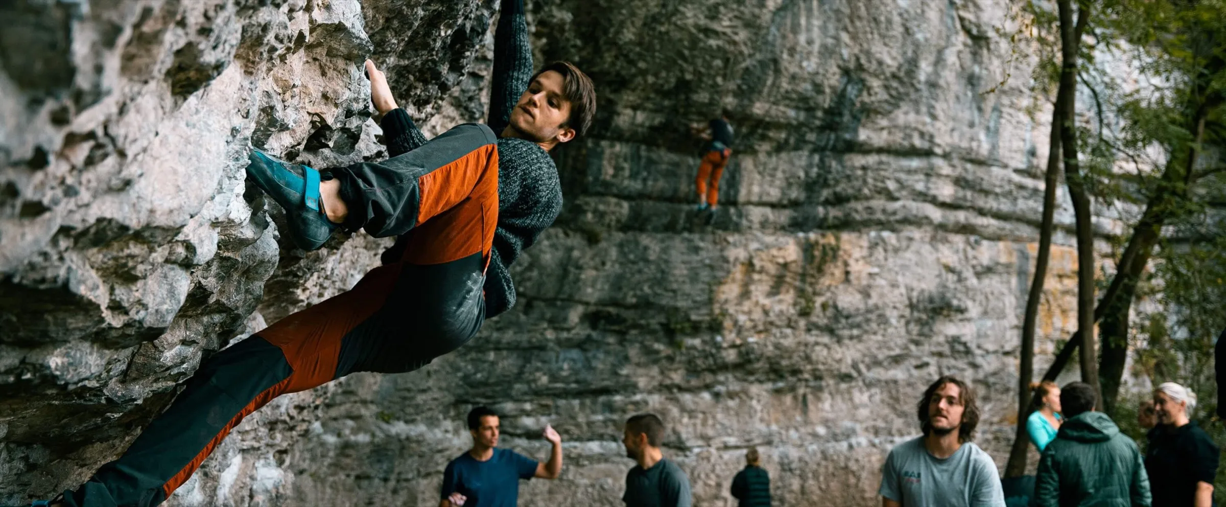 Lattice coaches and climbers at work